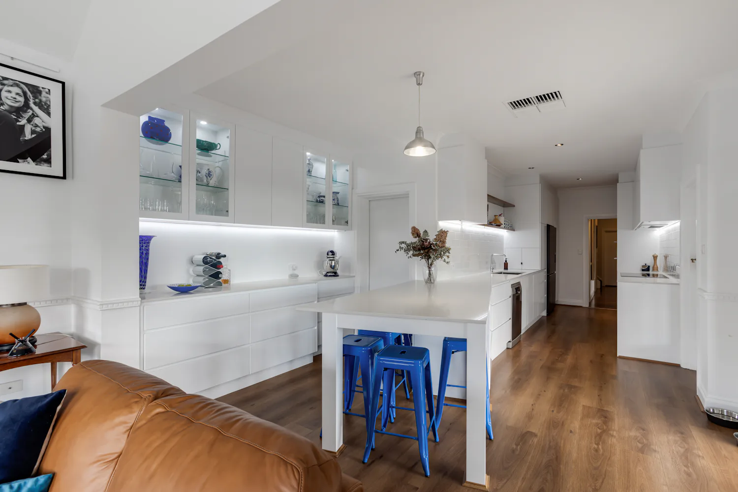Contemporary kitchen renovation in Beaumont